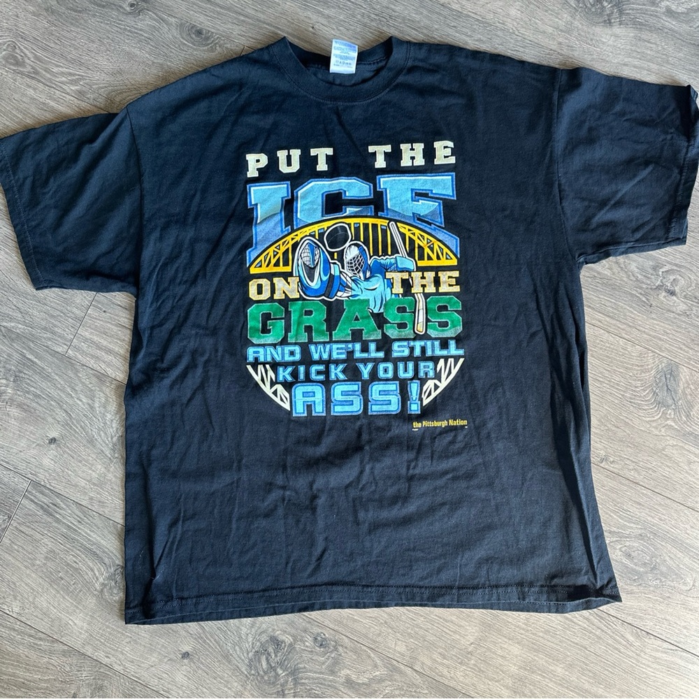Pittsburgh Nation Steelers & Penguins put the ice on the grass black T-shirt XL